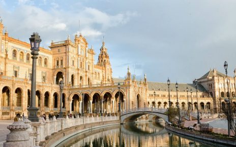 Turismo y alojamiento en Andalucia
