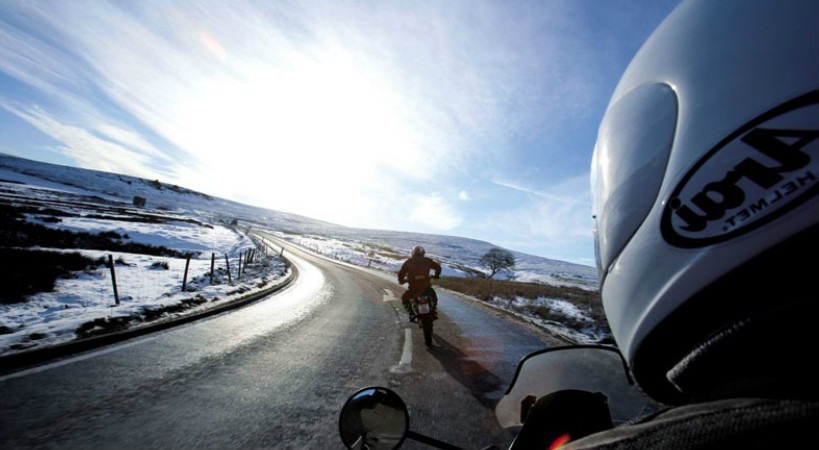 Consejos para conducir motos en invierno