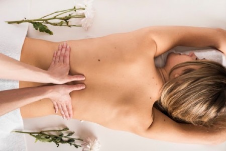 beneficios de los masajes tántricos