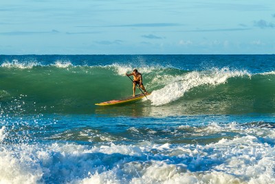 Paddle surf